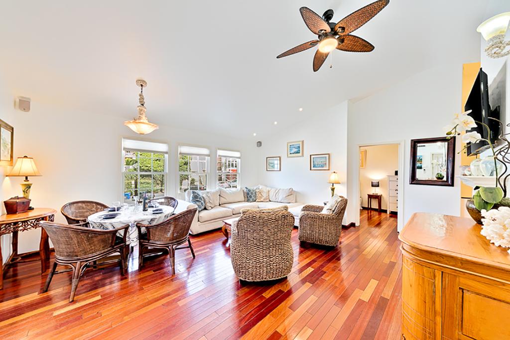 1043 - Coast Hideaway - thumb 3