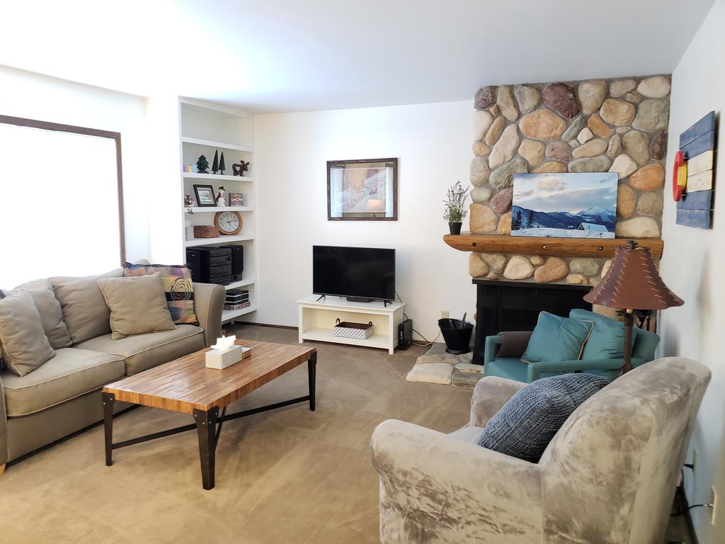 1772 Chateau Claire At Lake Dillon - Best Central Location For Summit Ski Areas - FREE Bus Route - thumb 0