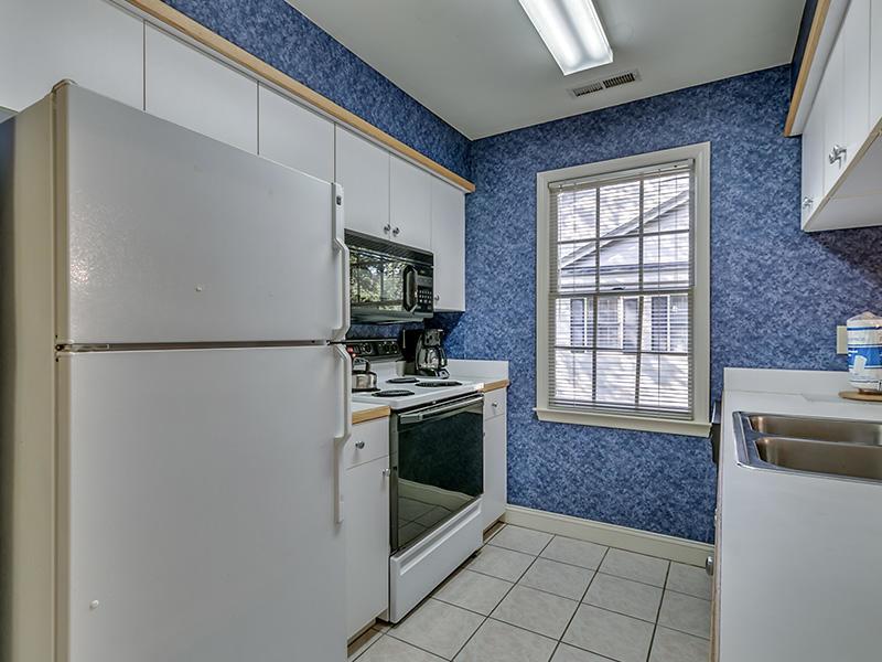 200-3 Stillwood Drive Condo - thumb 1