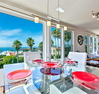 245-3 - Perfect Penthouse Three-Bedroom Apartment - USA Accommodation