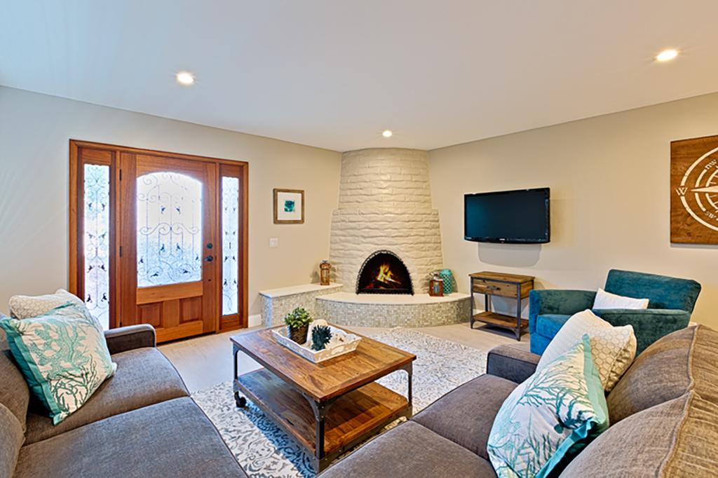 337 - Windansea Getaway Duplex (ground Level) Two-Bedroom Apartment - thumb 2