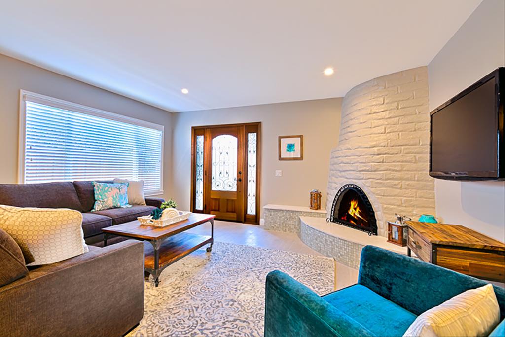 337 - Windansea Getaway Duplex (ground Level) Two-Bedroom Apartment - thumb 1