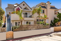 725 - Beach and Bay Getaway Tourism Bookings