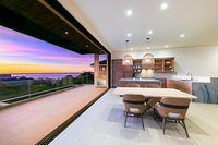 7339 - Sunset Sanctuary Four-Bedroom Holiday Home Tourism Bookings