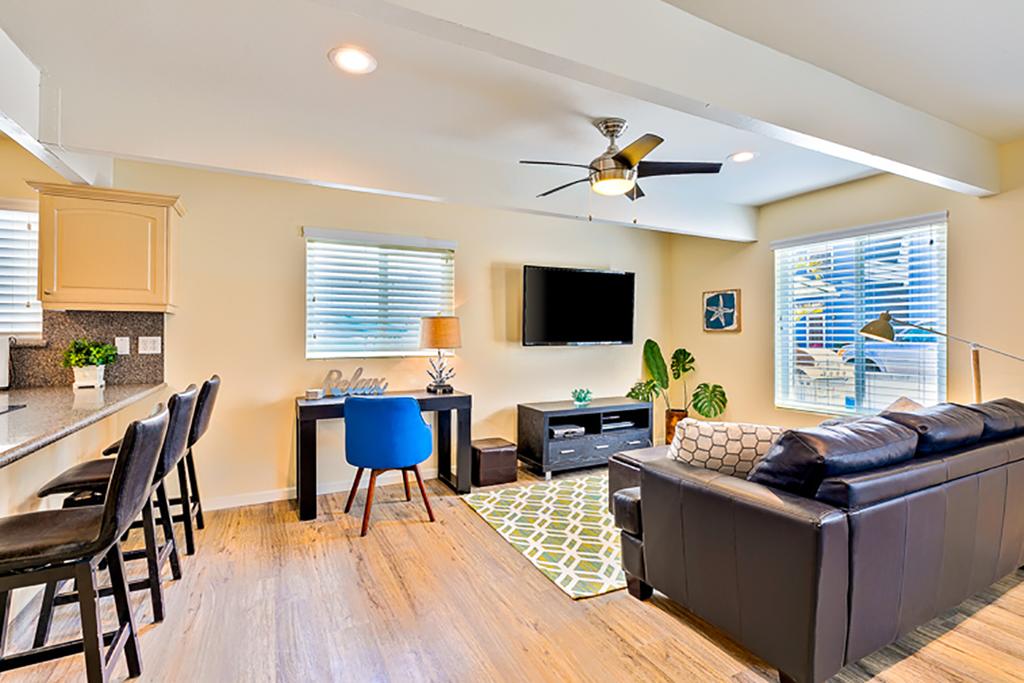 734 - Mission Beach Delight II Three-Bedroom Apartment - thumb 3