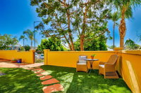 7377-1 - Sunshine Cottage Escape Tourism Bookings