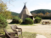 8 Rising Moon - Tipis on the Guadalupe Tourism Bookings