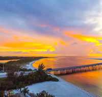 808 Lovers Key Beach Club - Students Accommodation