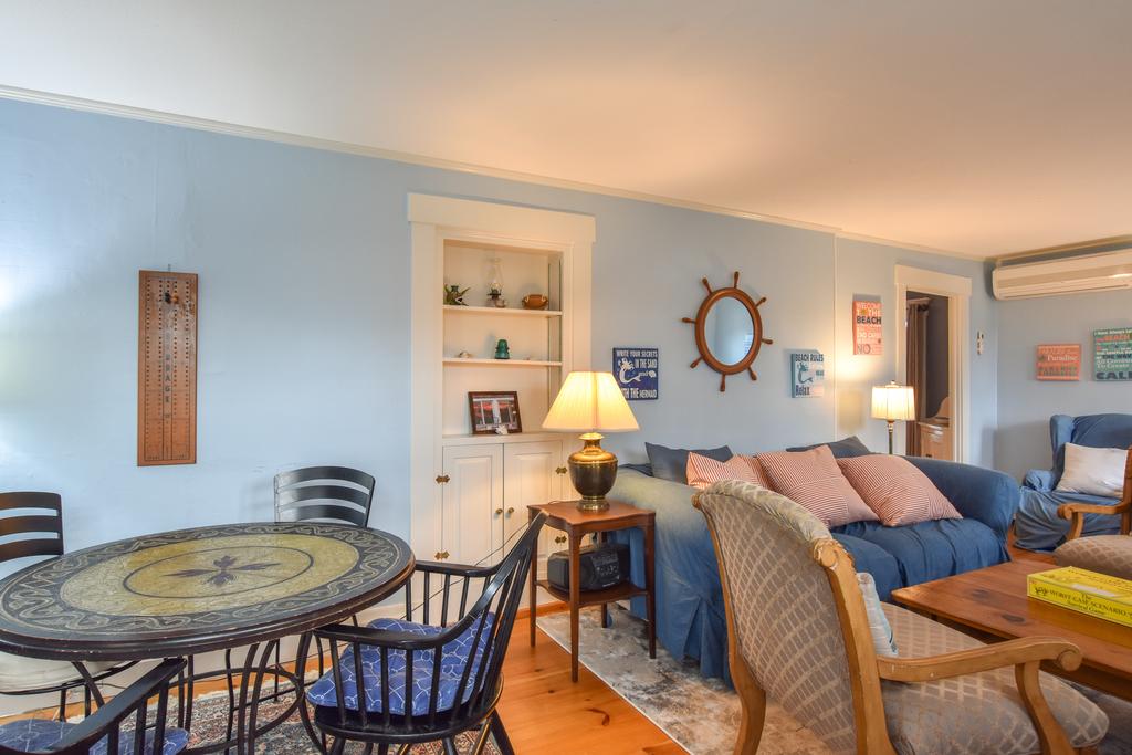 916 - The Boat Launch - thumb 1