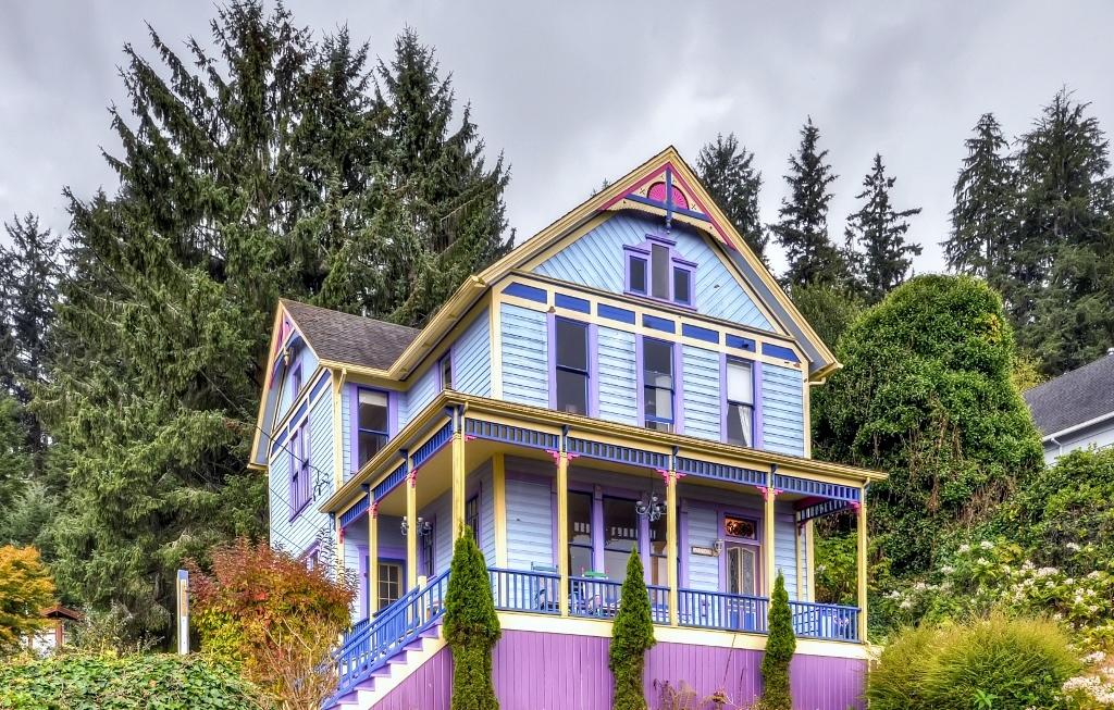 'Astoria Painted Lady' Historic Apt With River View! - thumb 0