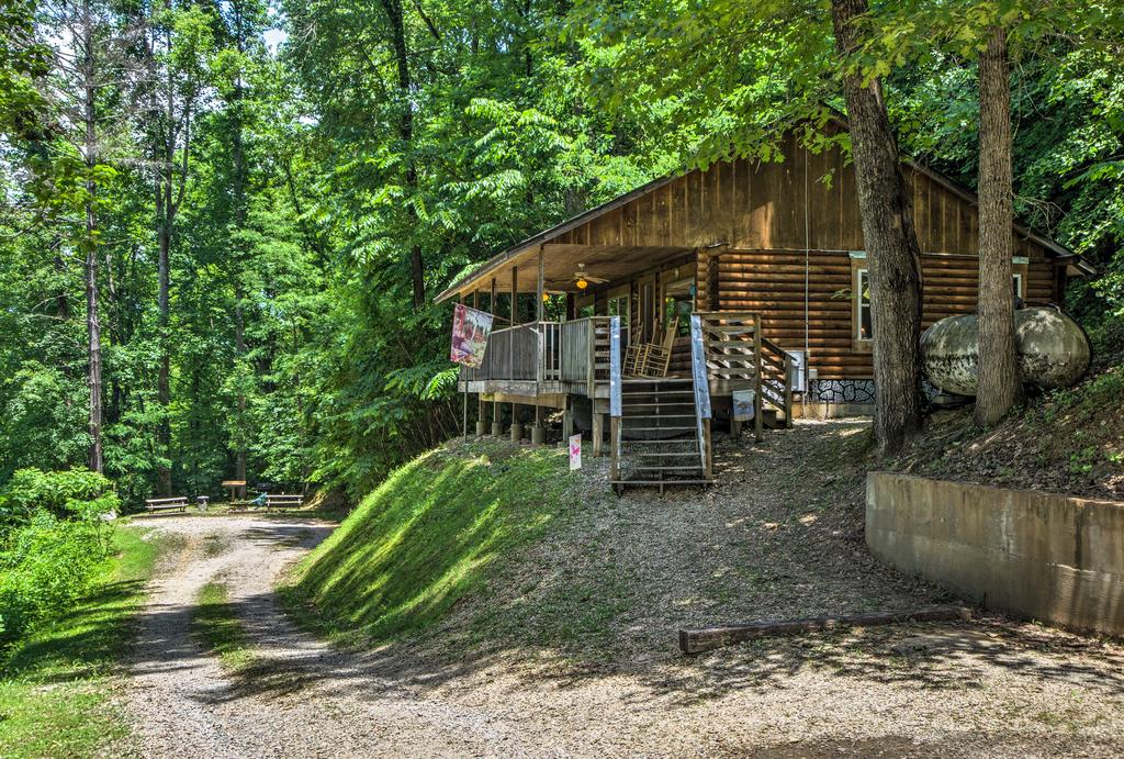 'Bear Den' Cabin With Hot Tub - 4Mi To Nantahala River - thumb 0
