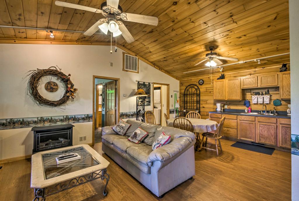 'Bear Den' Cabin With Hot Tub - 4Mi To Nantahala River - thumb 3