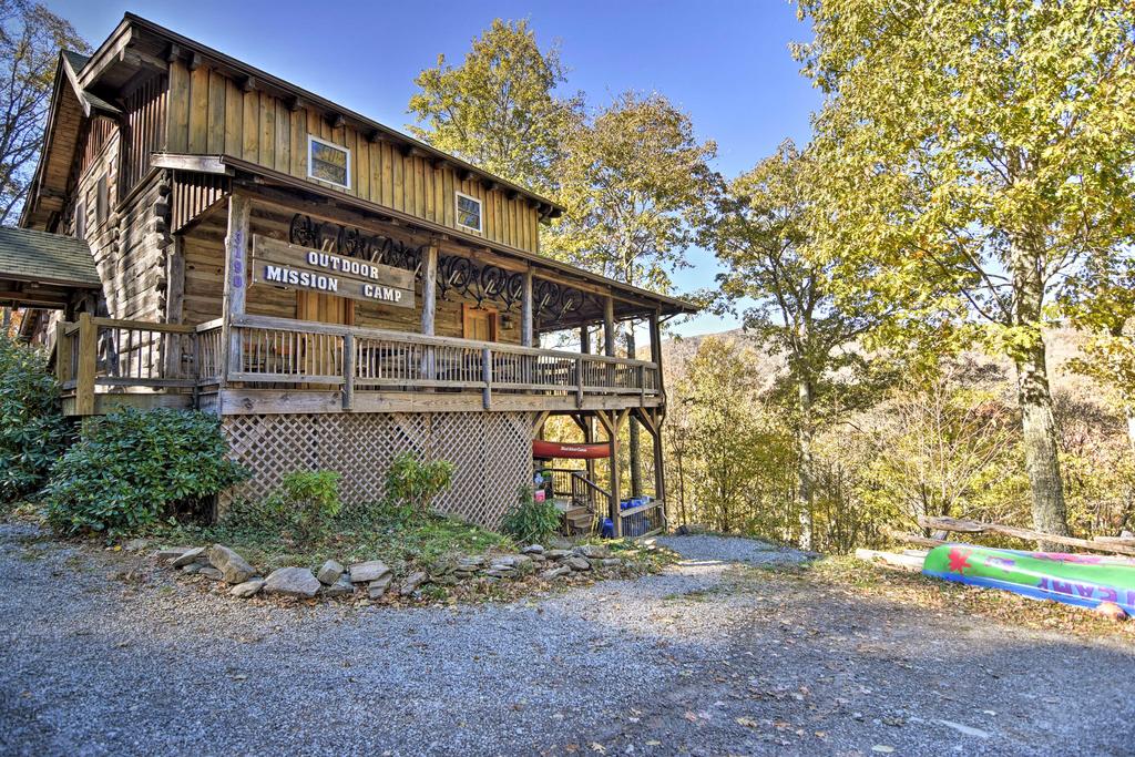 'Camp Cabin At Cataloochee' - 1 Mile To Ski Area! - thumb 1