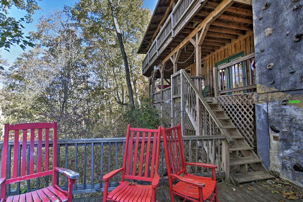 'Camp Cabin At Cataloochee' - 1 Mile To Ski Area! - thumb 2