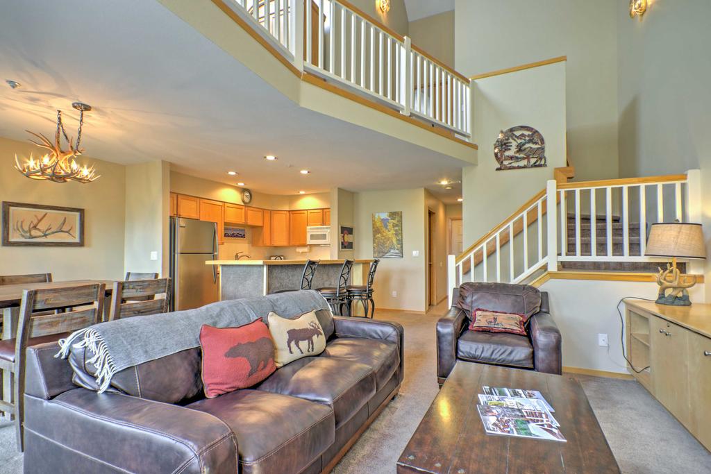 'Chimney Ridge' Townhome With Hot Tub - Walk To Lifts! - thumb 3
