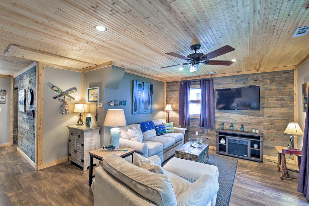 'Cozy Cottage' With Dock & Patio By Indiana Beach - thumb 3