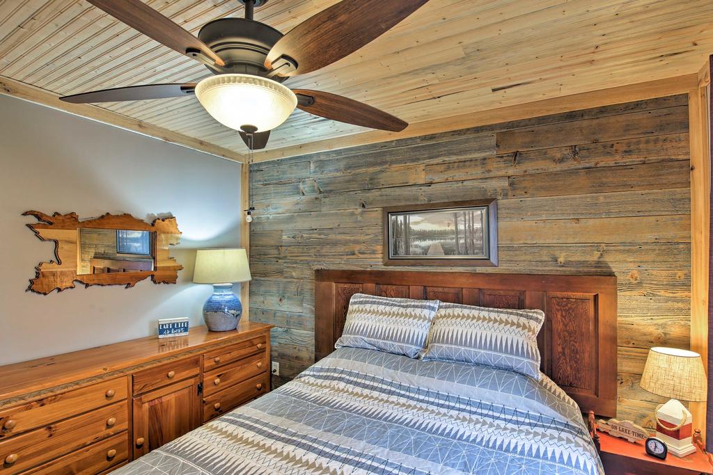 'Cozy Cottage' With Dock & Patio By Indiana Beach - thumb 0