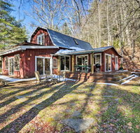 'Da Barn' Cashiers Area Cottage on Private Meadow - USA Accommodation