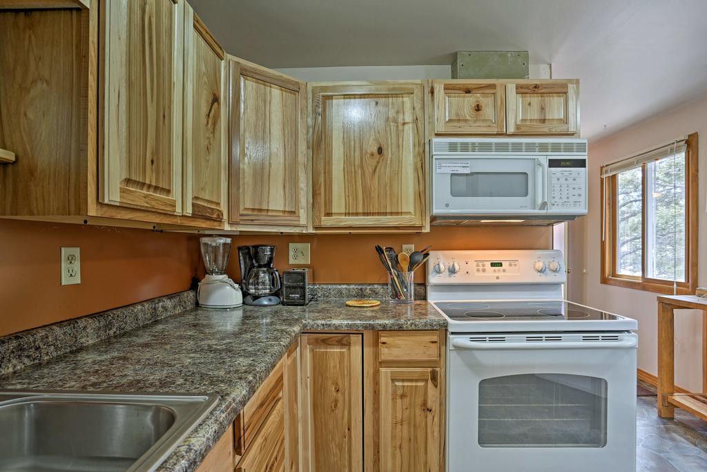 'Eagle's View Cabin' 5 Miles To Deerfield Lake! - thumb 3