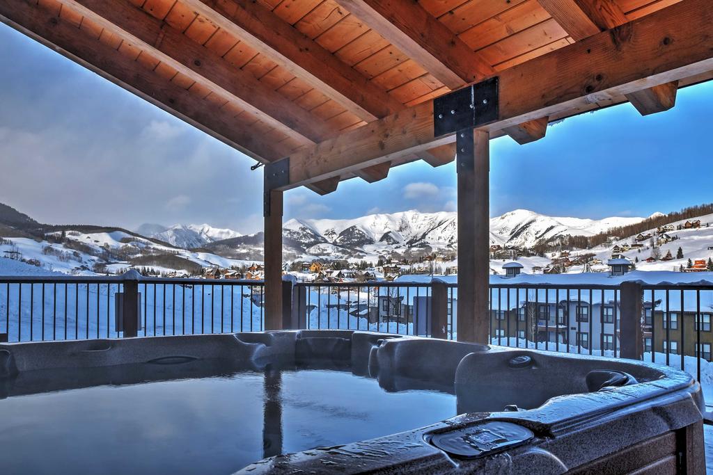 'Eagles Nest' Crested Butte Townhome Near Shuttle! - thumb 1