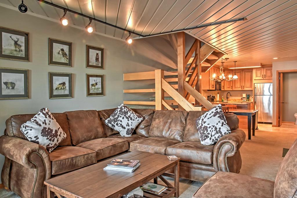 'Eagles Nest' Crested Butte Townhome Near Shuttle! - thumb 3