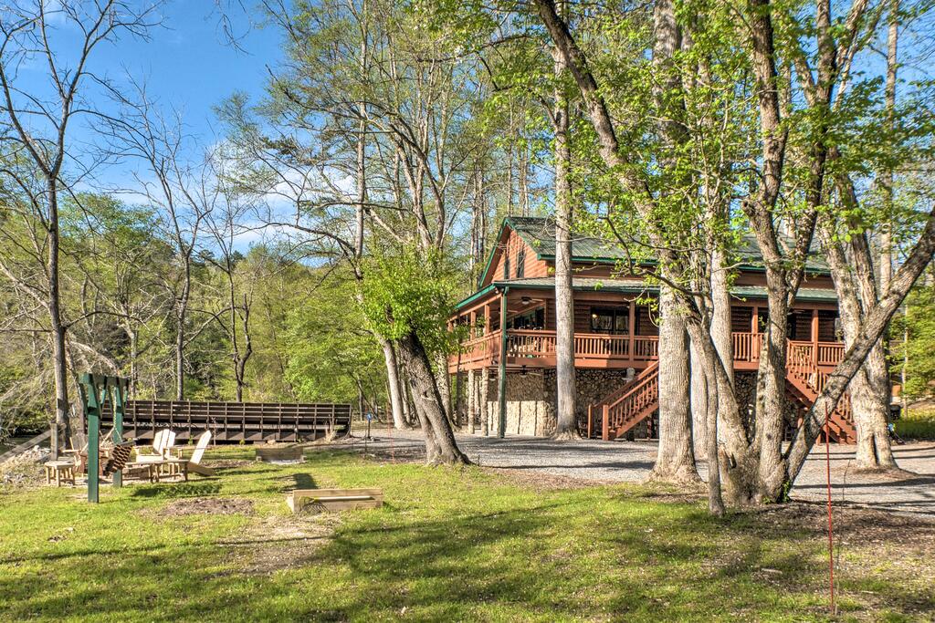 'Happy Jack's Cabin' On River With Deck & Game Room! - thumb 1