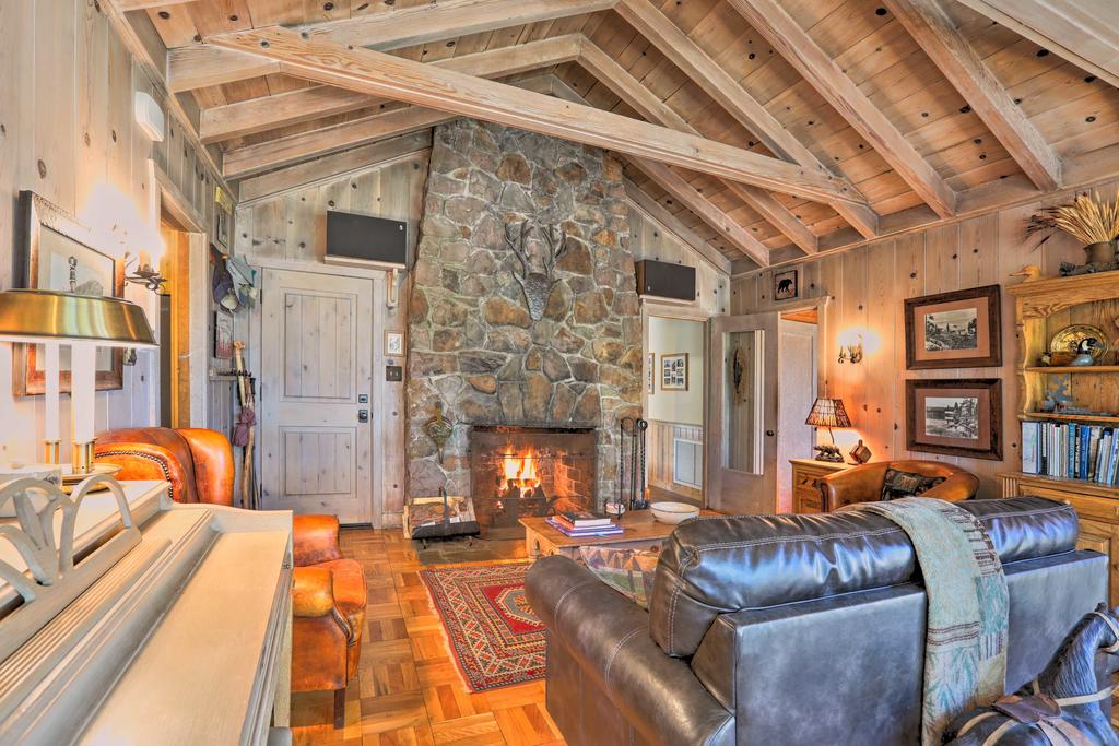 'Old Tahoe' Brockway Lodge With Hot Tub And Lake Views! - thumb 3