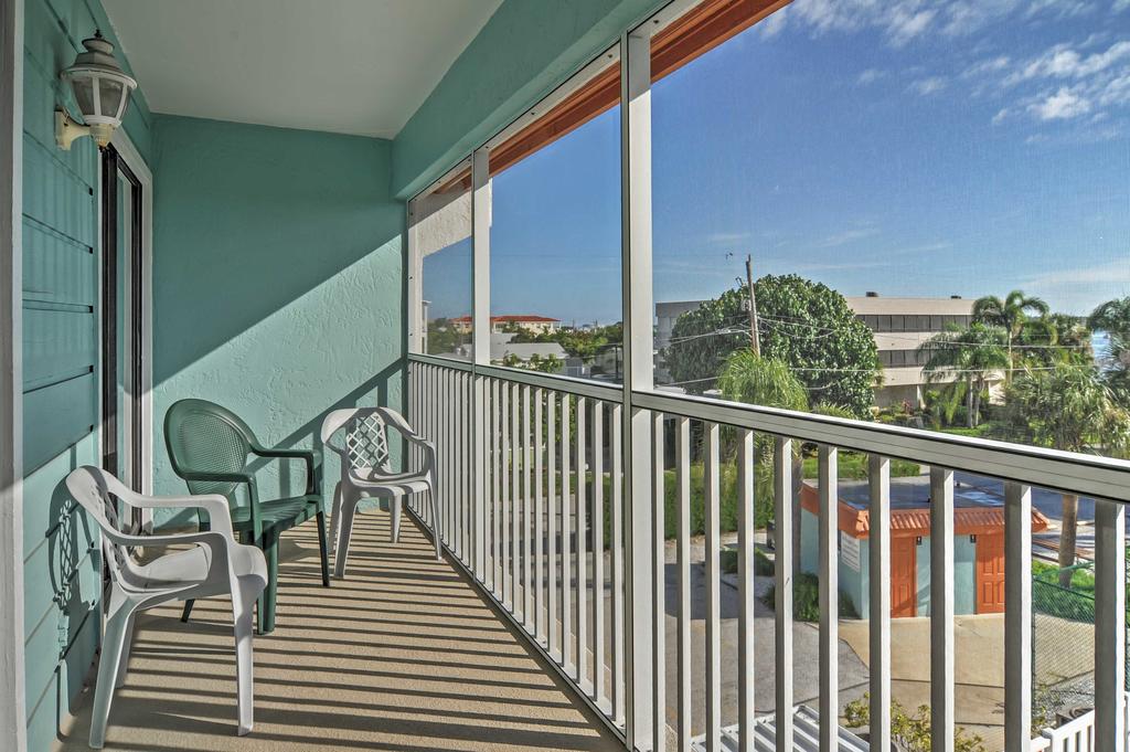 'Pelican Cove' Bradenton Beach Condo With Pool Access - thumb 3