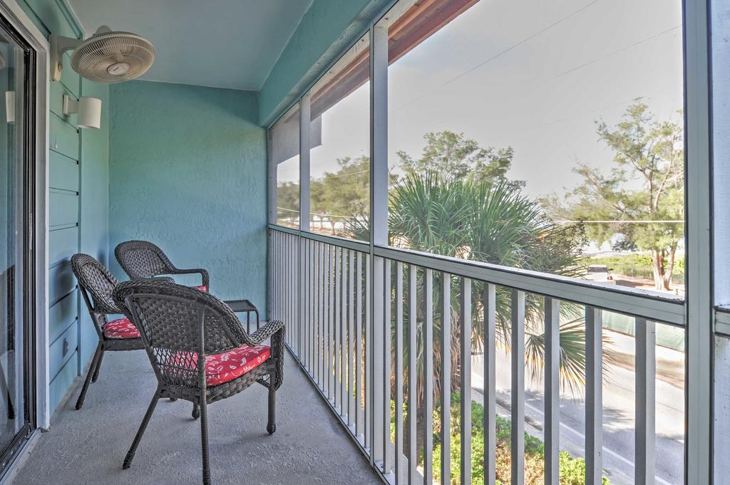 'Pelican Cove' Bradenton Beach Condo With Pool Access - thumb 2