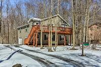 'Pocono Zen' - Arrowhead Lake Home - Walk to Pool Tourism Bookings