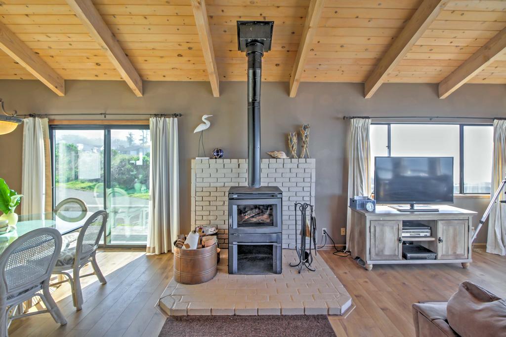 'Sea B's' Irish Beach Getaway With Deck And Ocean View - thumb 3