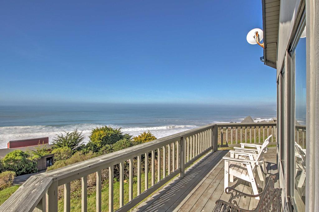 'Sea B's' Irish Beach Getaway With Deck And Ocean View - thumb 1