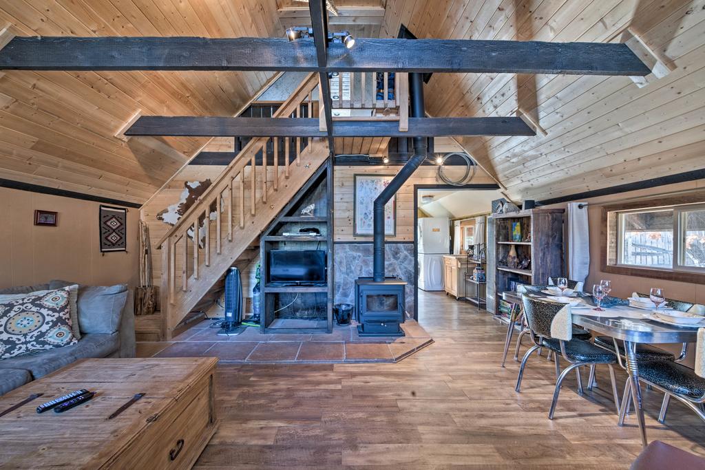 'Sherwood Cabin' Pet-Friendly Cloudcroft Home! - thumb 2