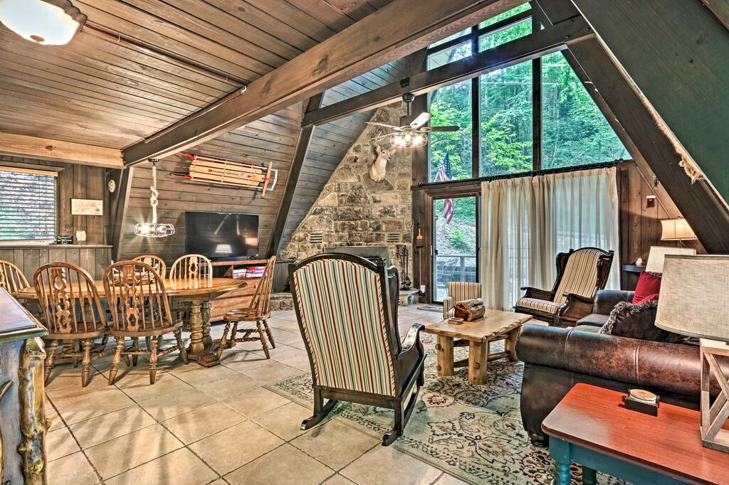 'Snuggle Inn' In The Heart Of Chalet Village! - thumb 2