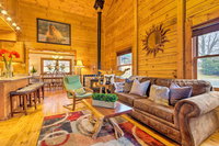 'The Bear's Den' Near Sugar Mtn  Beech Mtn Hotels Santiago