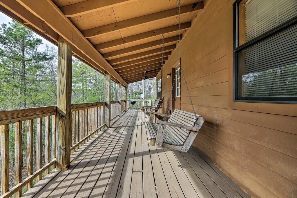 'The Dreamcatcher' Mountain View Cabin With Deck - thumb 1