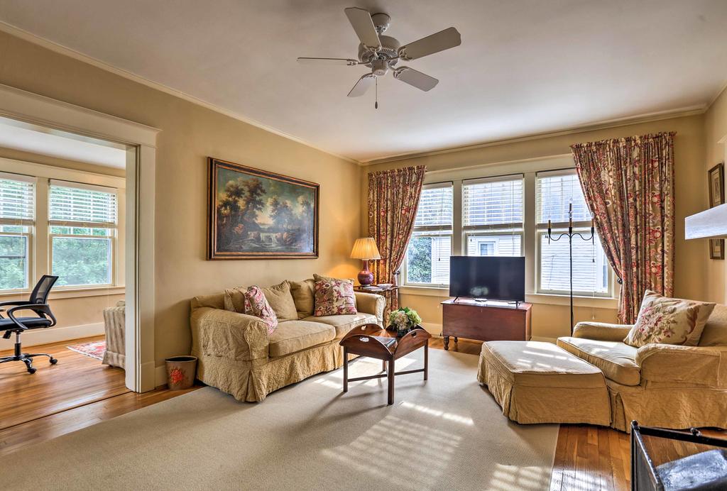 'The Green Door' Lovely Apt-1 Block To DT Danville - thumb 2