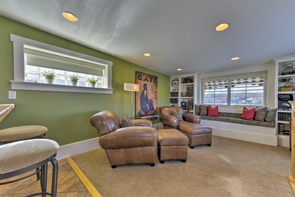 'The Loft On Center' Downtown Logan Apt. W/ Deck! - thumb 3