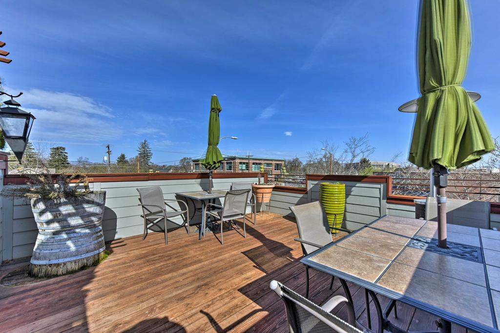 'The Loft On Center' Downtown Logan Apt. W/ Deck! - thumb 0