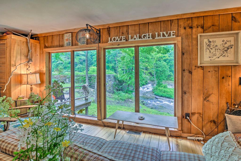 'The Mill River Cabin W/ Fireplace & River View! - thumb 0