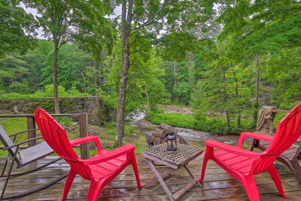 'The Mill River Cabin W/ Fireplace & River View! - thumb 1