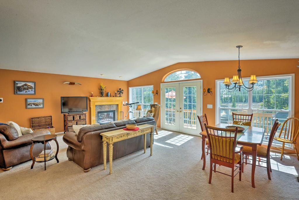 'The Moose Hoose' Fairplay Cabin With Deck&Mtn Views! - thumb 3