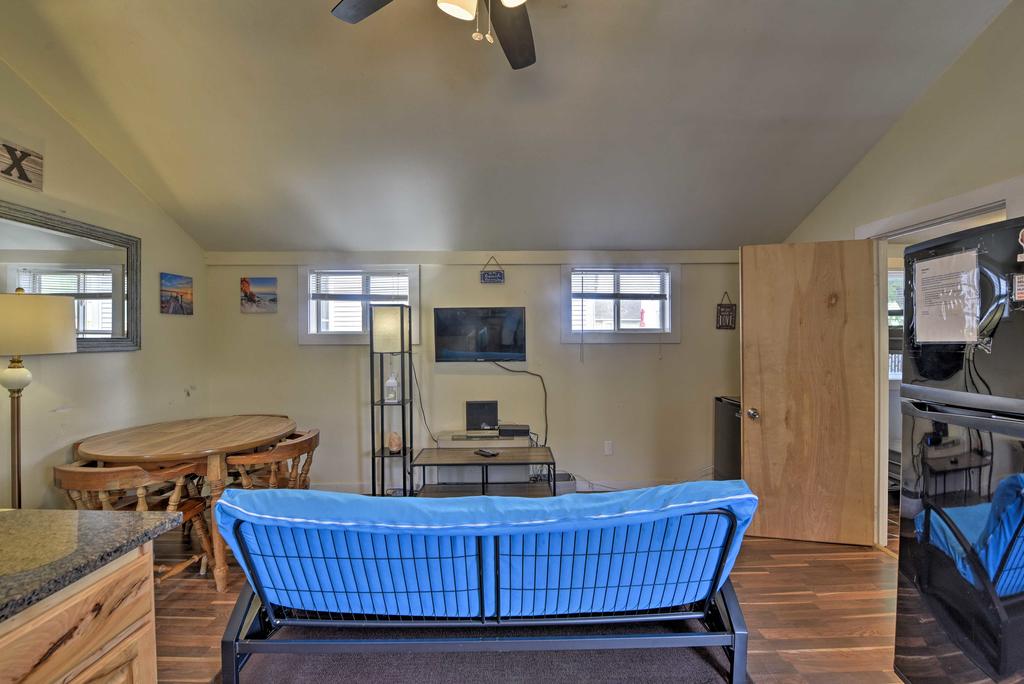 'The Starfish' Hampton Cottage - 1 Block To Beach! - thumb 2