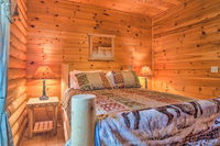 'Trailside' Luxury Twin Mountain Cabin on 5 Acres Tourism Bookings