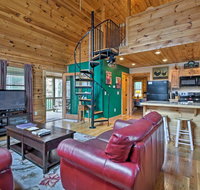 'Trot Inn' Bryson City Cabin with Hot Tub  Fire Pit - USA Accommodation