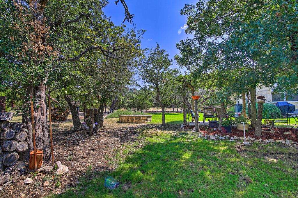 'White Chapel' Cozy Kerrville Cottage On 6 Acres! - thumb 1