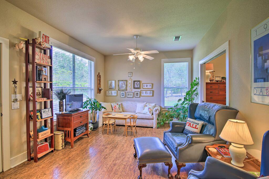 'White Chapel' Cozy Kerrville Cottage On 6 Acres! - thumb 2