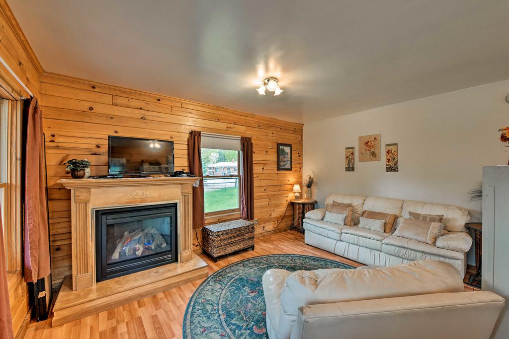 'Wintersong' Buena Vista Cabin With Deck Close To DT! - thumb 2