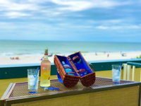 New Listing SoftSandy Beaches/Long Views from Premiere Over-sized Balcony Tourism Bookings
