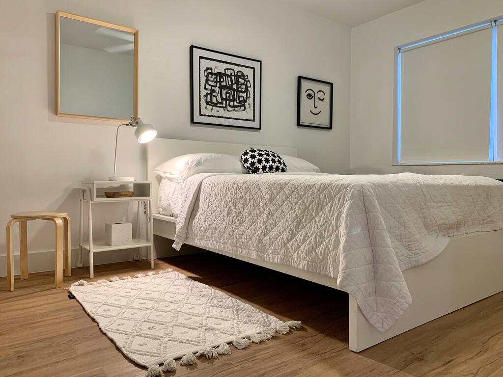 *Sparkling Clean* I Need Vitamin Sea 1/1 Apt! - thumb 0